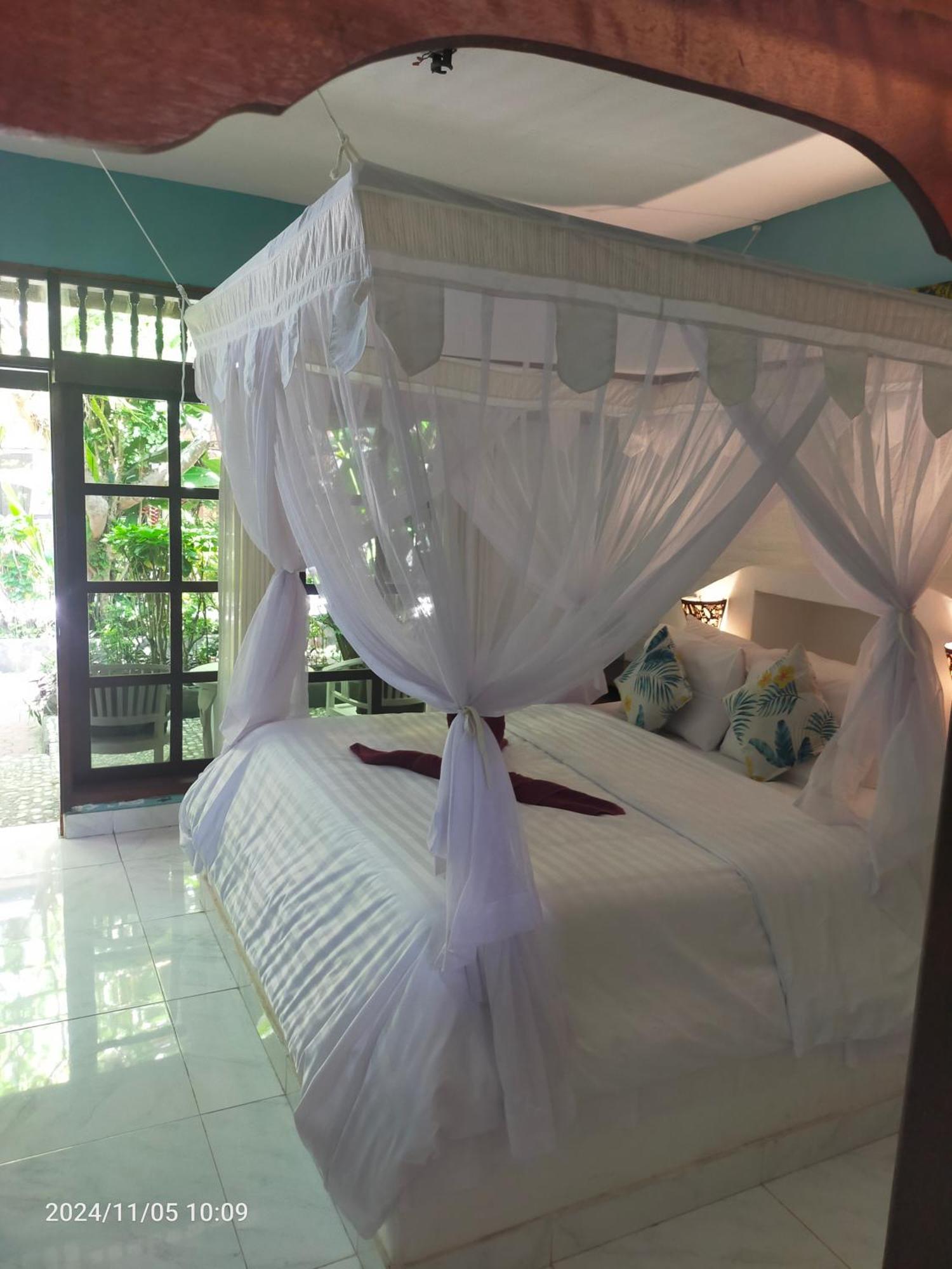 Puri Oka Beach Bungalows Candidasa Eksteriør bilde